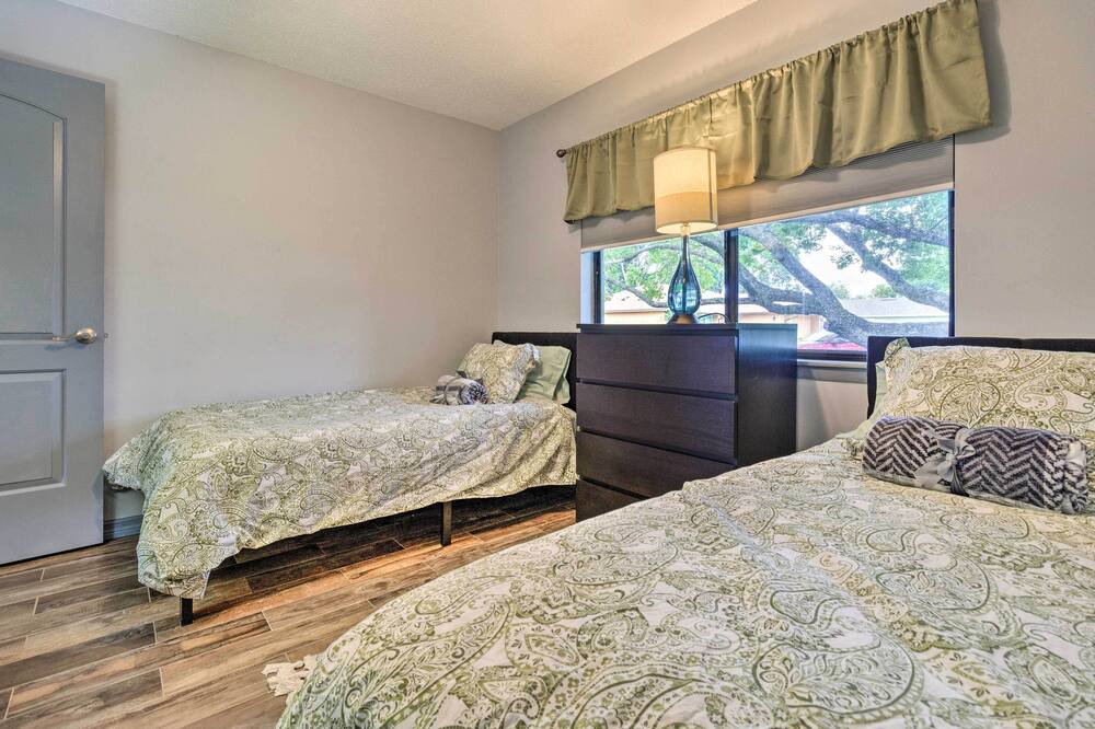 Photo of Bedroom in Goldenrod