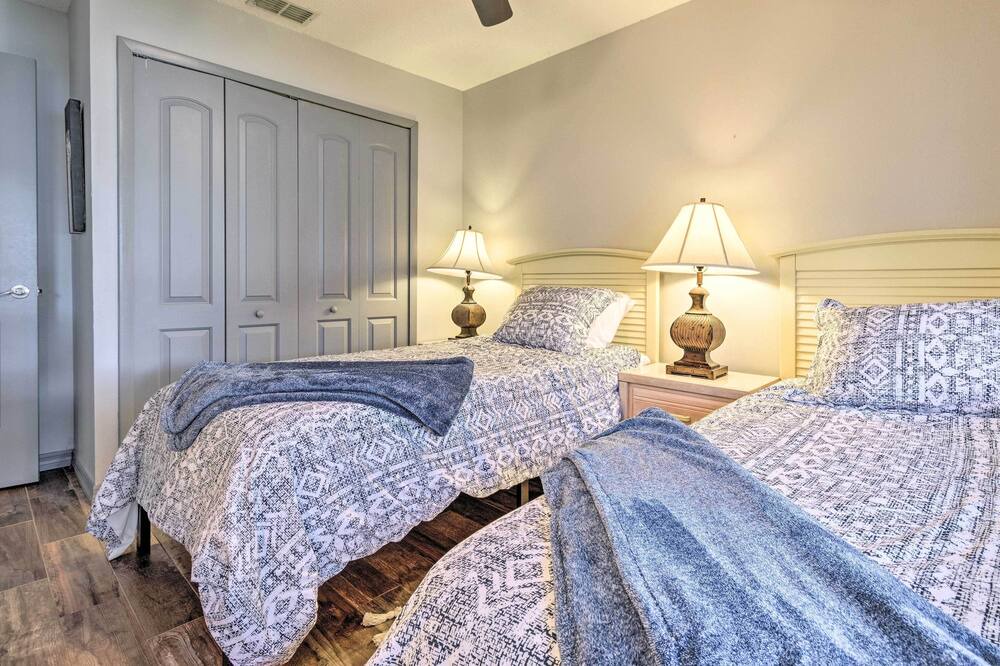 Photo of Bedroom in Goldenrod