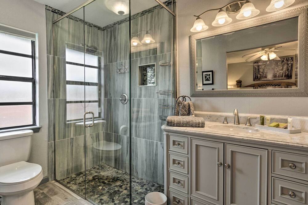 Photo of Bathroom in Goldenrod