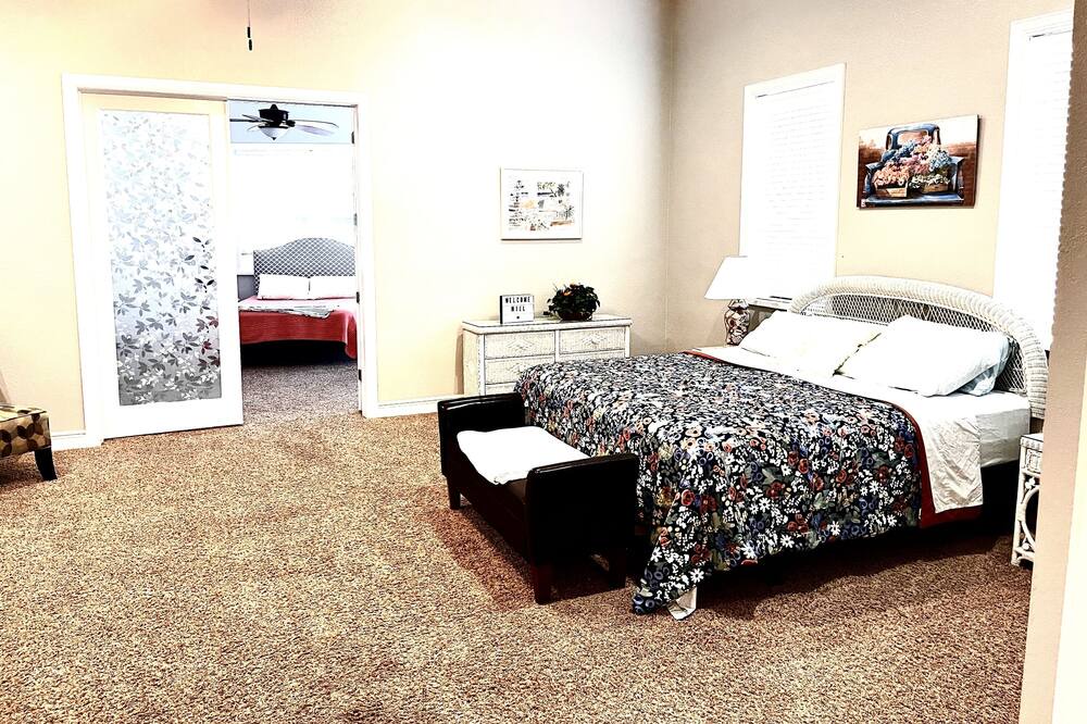 Photo of Bedroom in Westchase