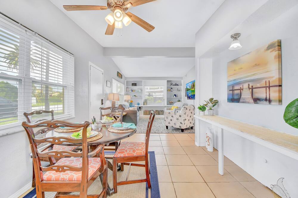 Photo of Bedroom in Madeira Beach