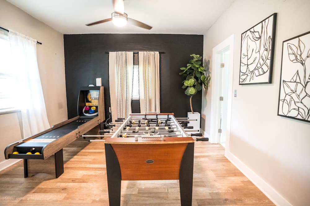 Photo of Bedroom in Murray Hill