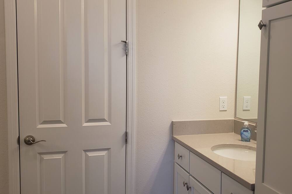 Photo of Bathroom in Fellowship