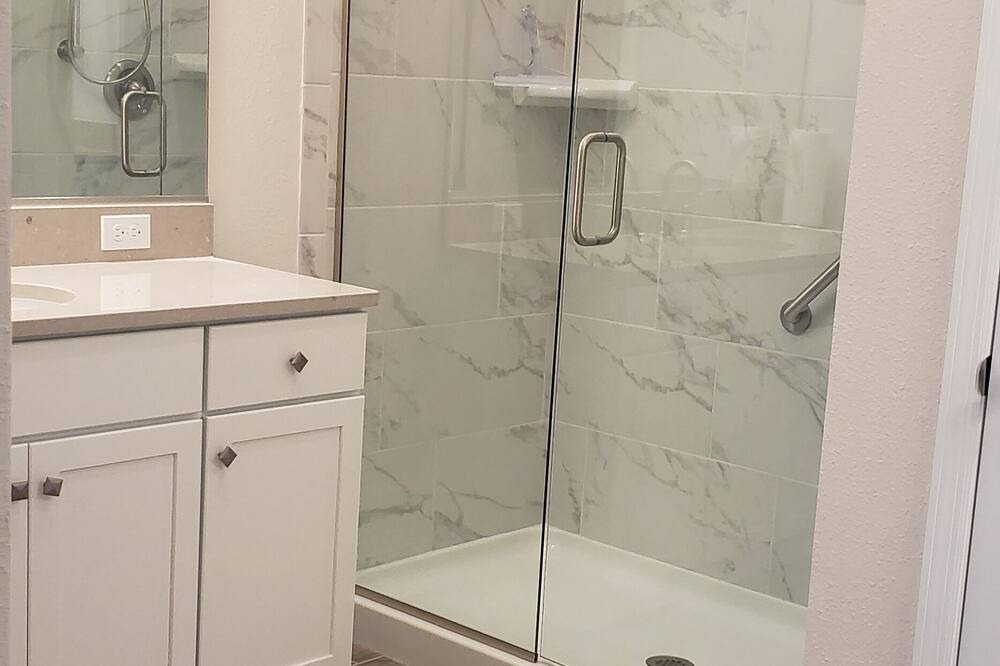 Photo of Bathroom in Fellowship