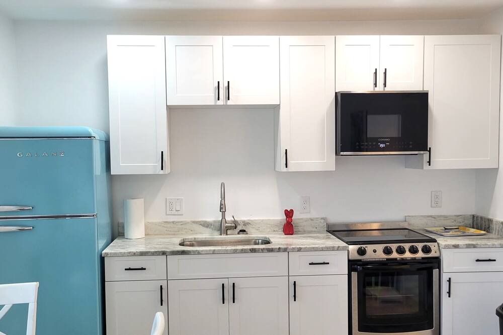 Photo of Kitchen in South Pinellas Community Council