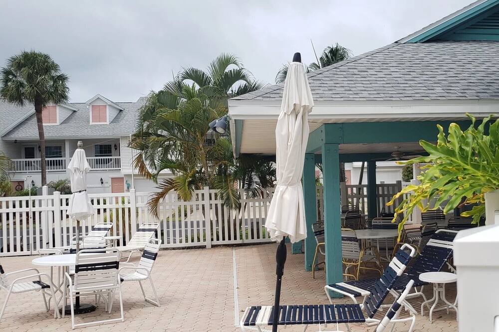 Photo of Outdoor in Capri Isle