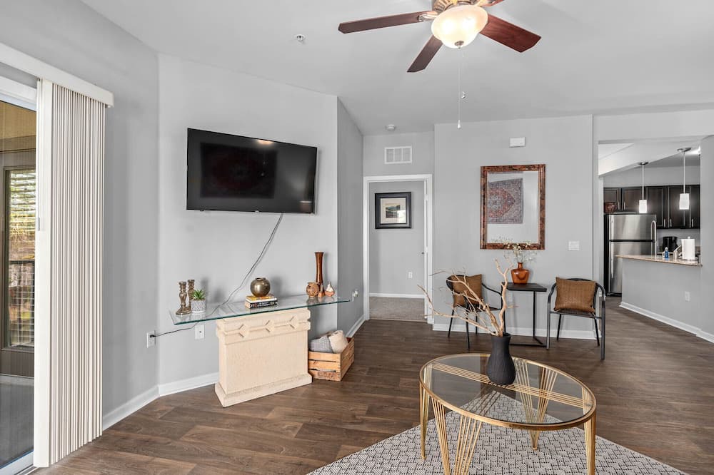 Photo of Livingroom in Ocoee
