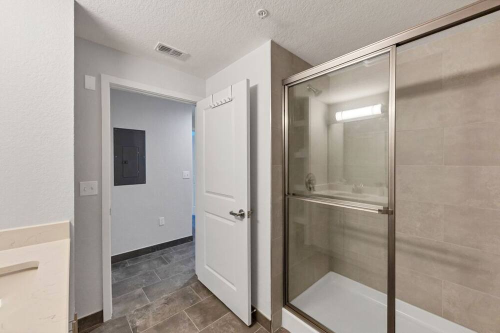 Photo of Bathroom in Indian Beach Sapphire Shores