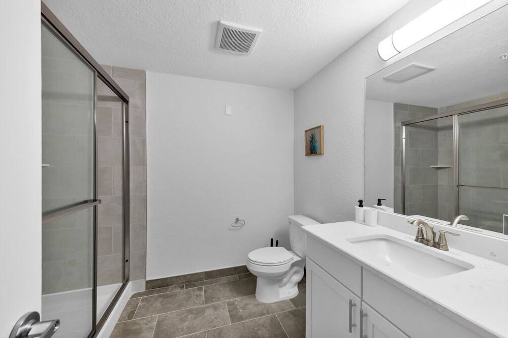 Photo of Bathroom in Indian Beach Sapphire Shores