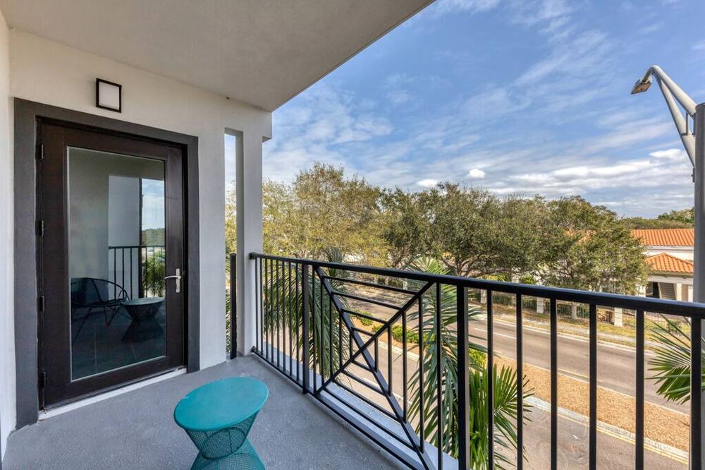Photo of Patio Balcony in Indian Beach Sapphire Shores