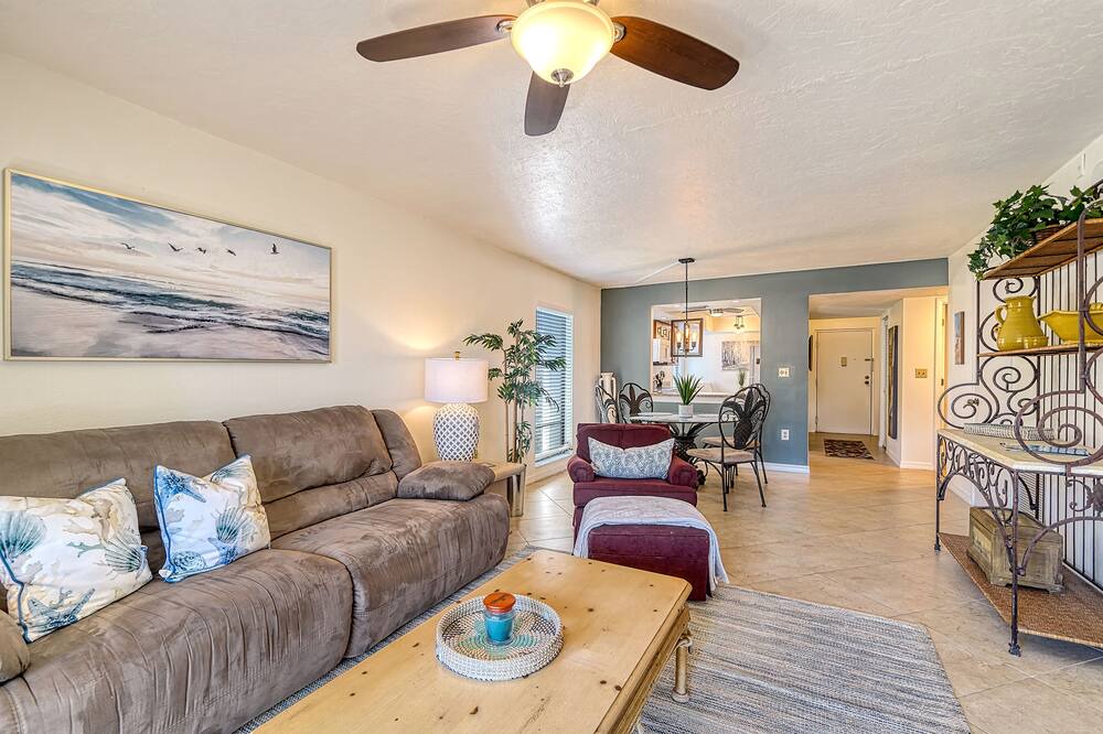 Photo of Others in Gulf Gate Estates