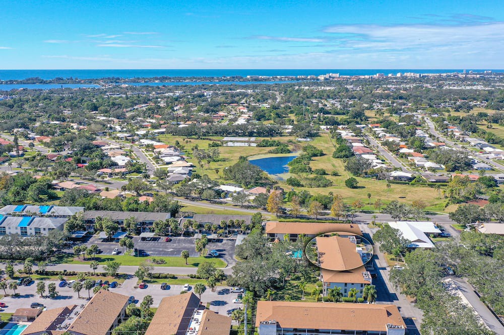 Photo of Outdoor in Gulf Gate Estates