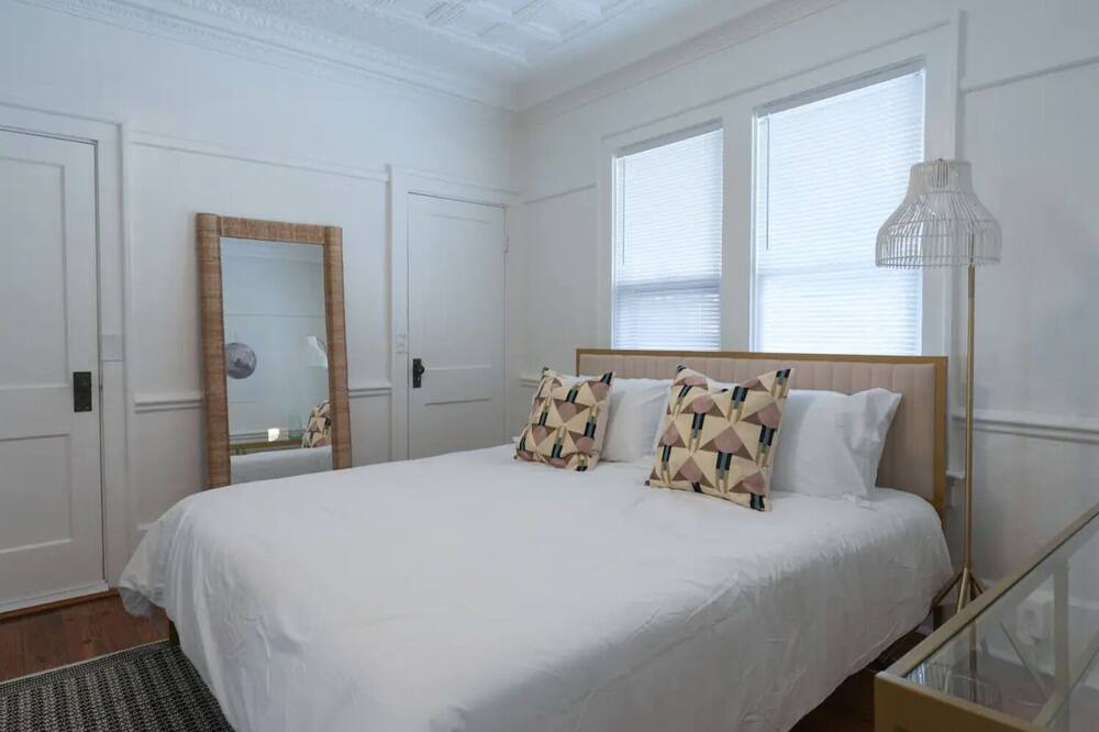 Photo of Bedroom in Pleasant Street
