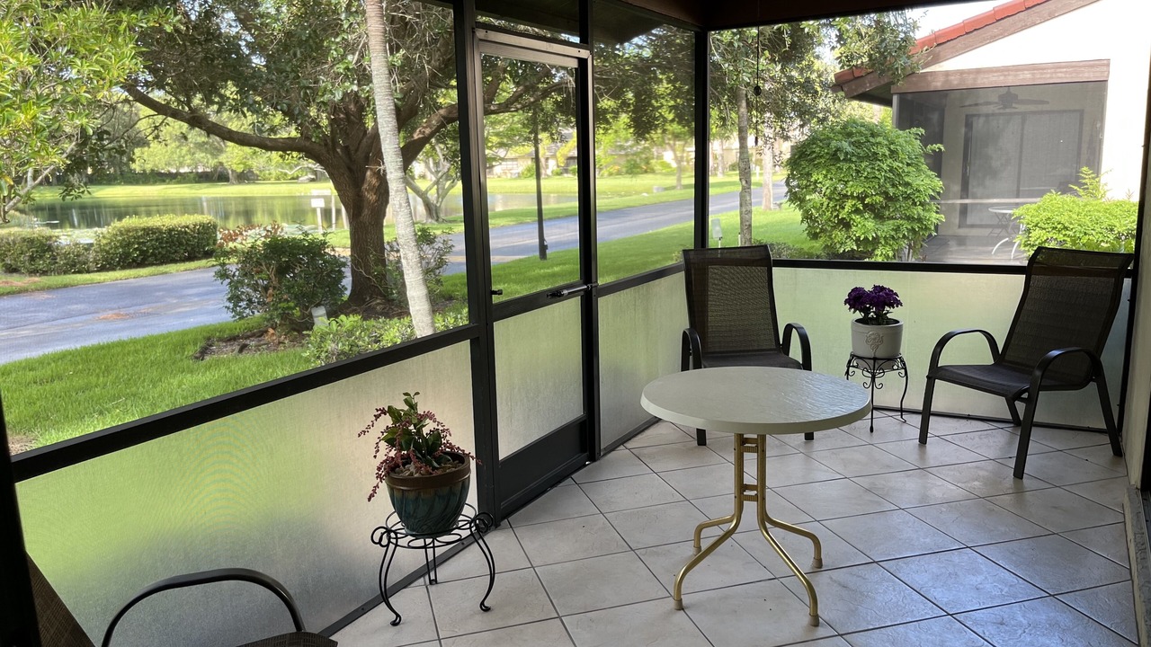 Photo of Outdoor in Gulf Gate Estates