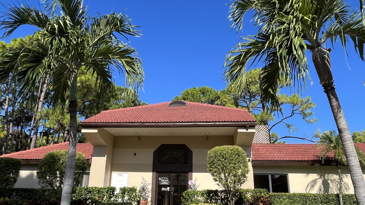 Photo of Outdoor in Gulf Gate Estates