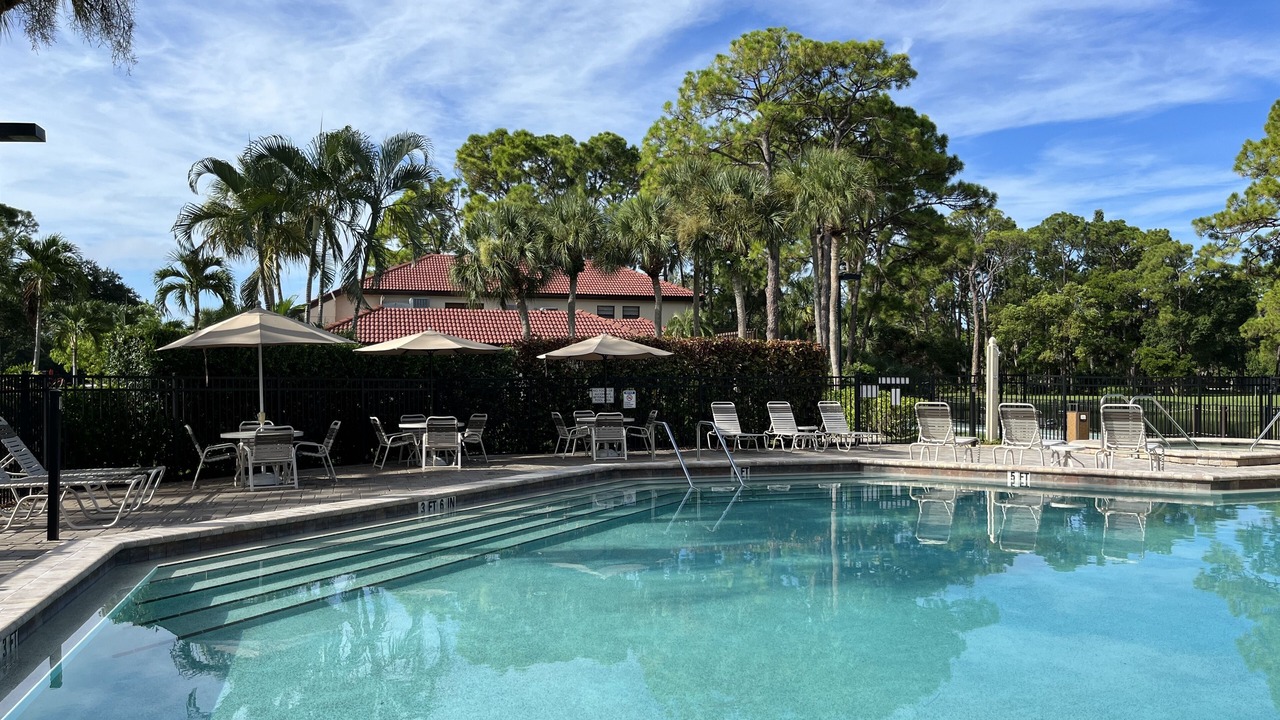 Photo of Outdoor in Gulf Gate Estates