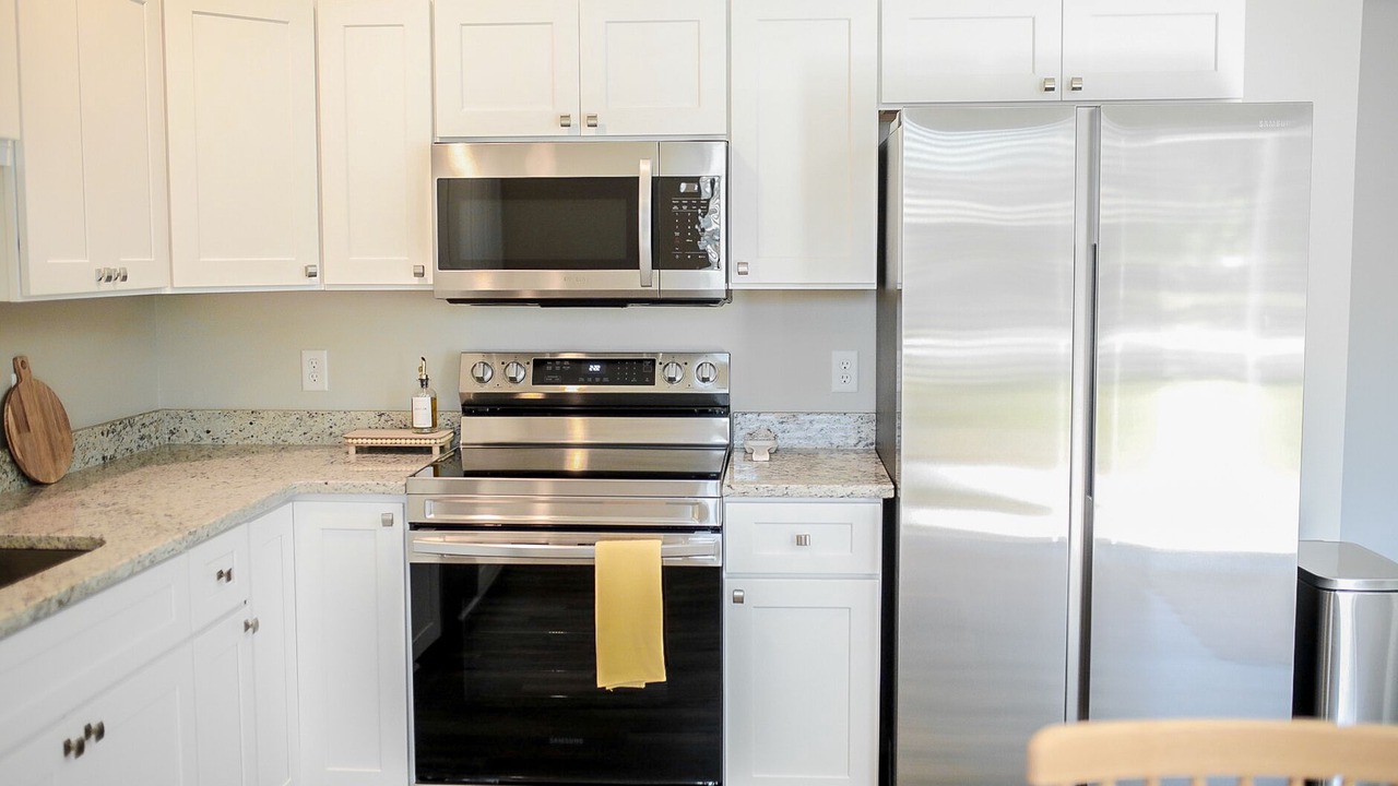Photo of Kitchen in Groveland