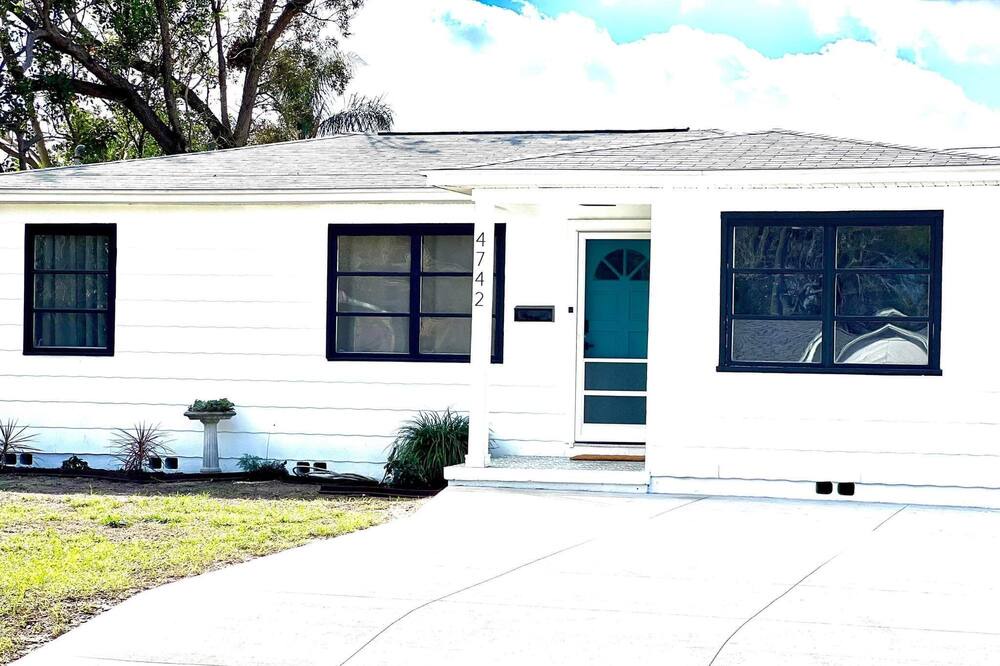 Photo of Outdoor in Disston Heights