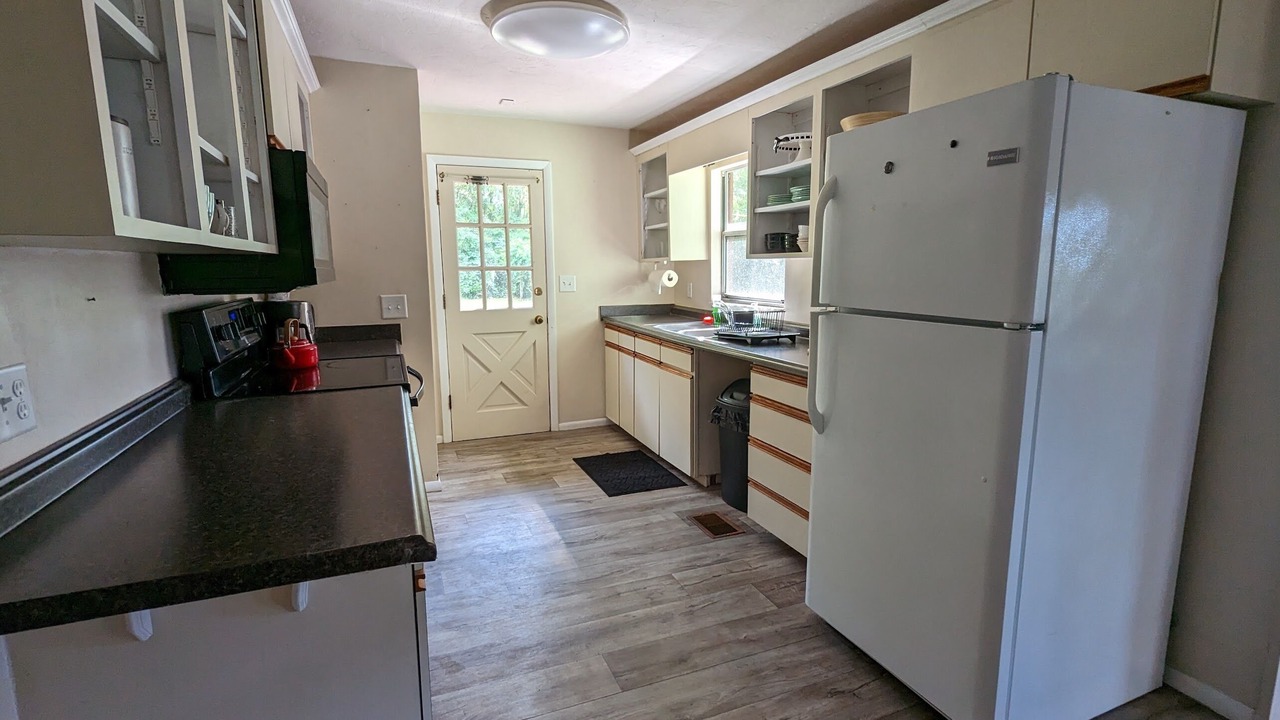 Photo of Kitchen in Edgar