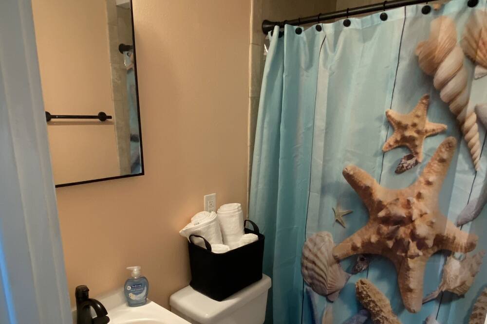 Photo of Bathroom in Ilexhurst
