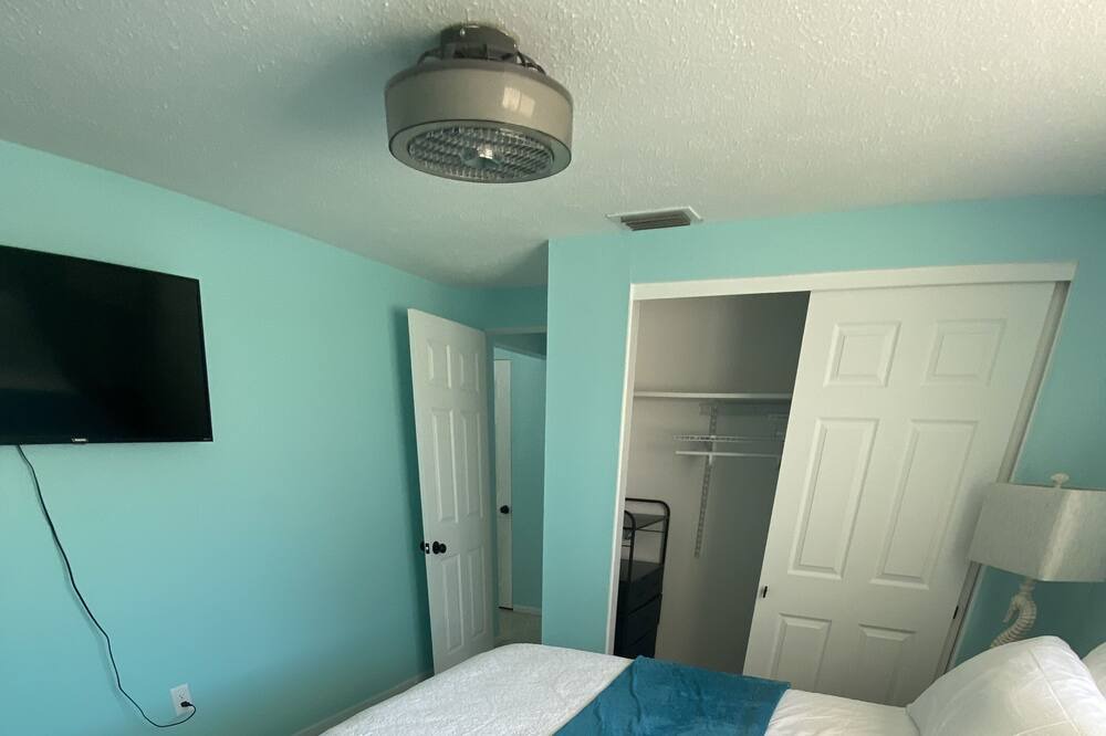Photo of Bedroom in Ilexhurst