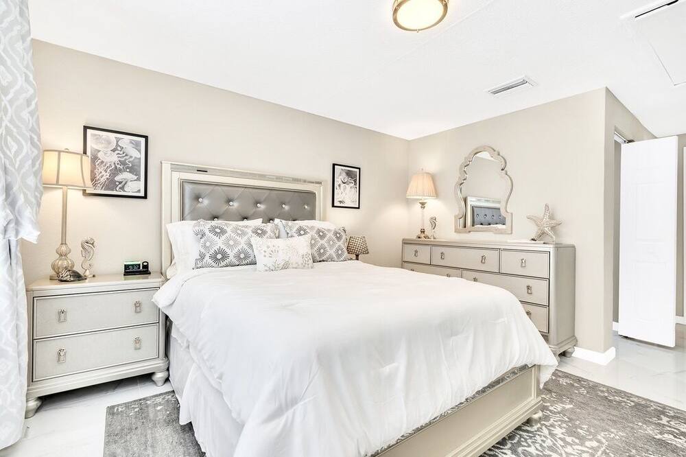 Photo of Bedroom in New Port Richey East