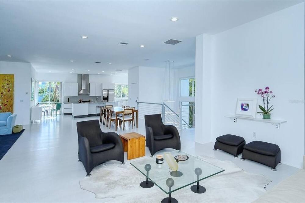 Photo of Others in Ringling Estates