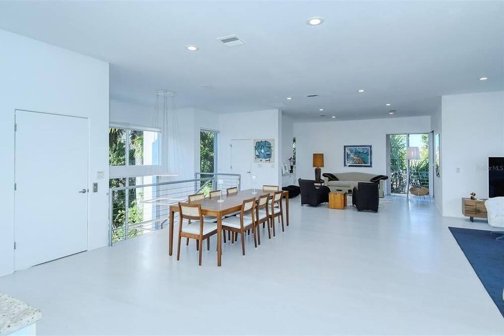 Photo of Others in Ringling Estates