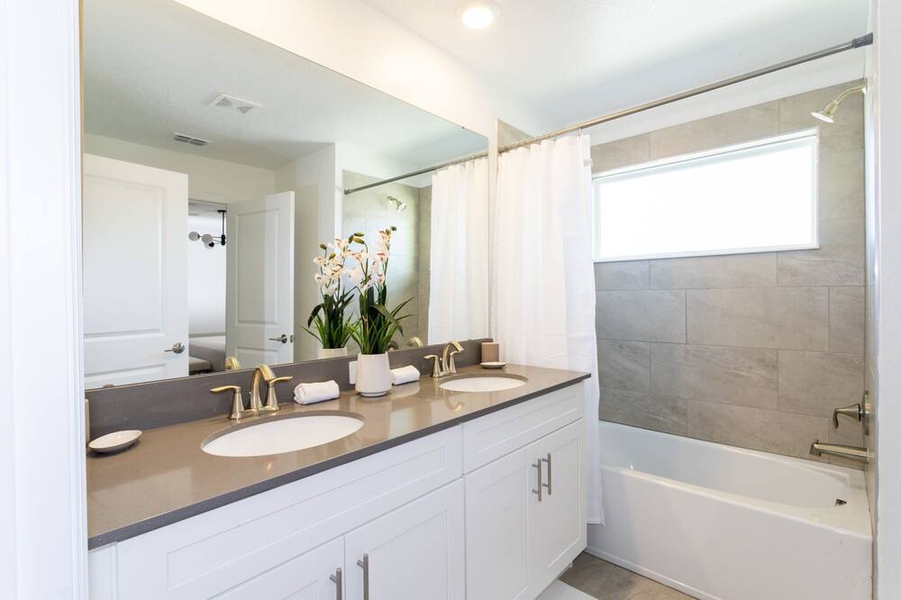 Photo of Bathroom in Campbell