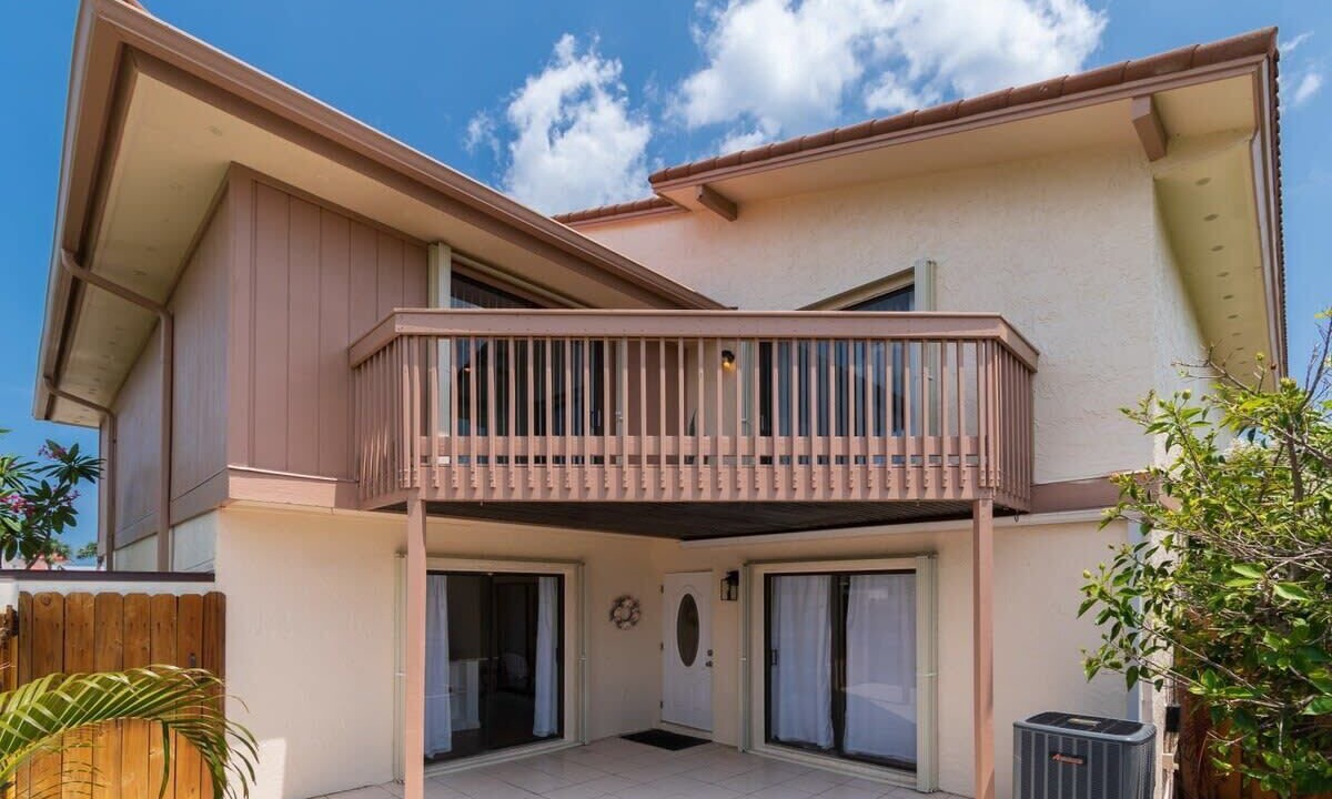 Photo of Outdoor in Cocoa Isles