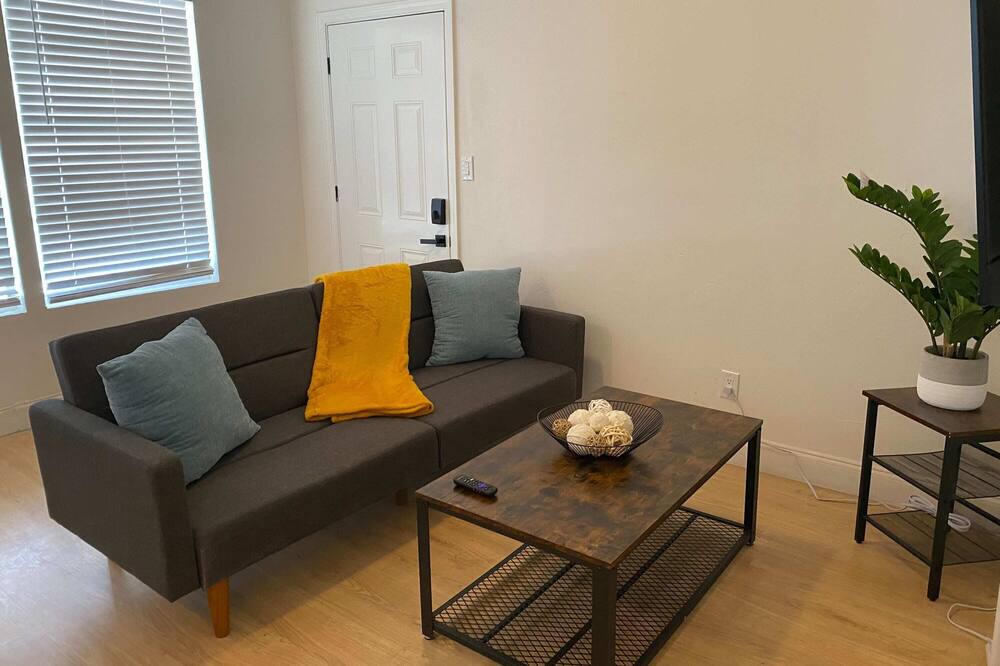 Photo of Livingroom in Ybor City