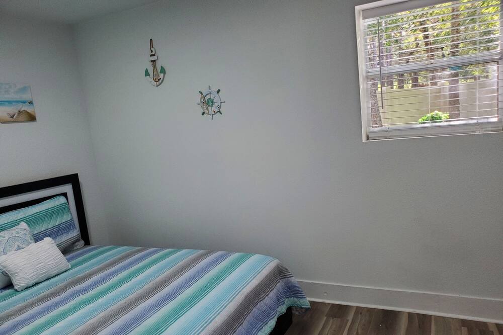 Photo of Bedroom in Spring Hill