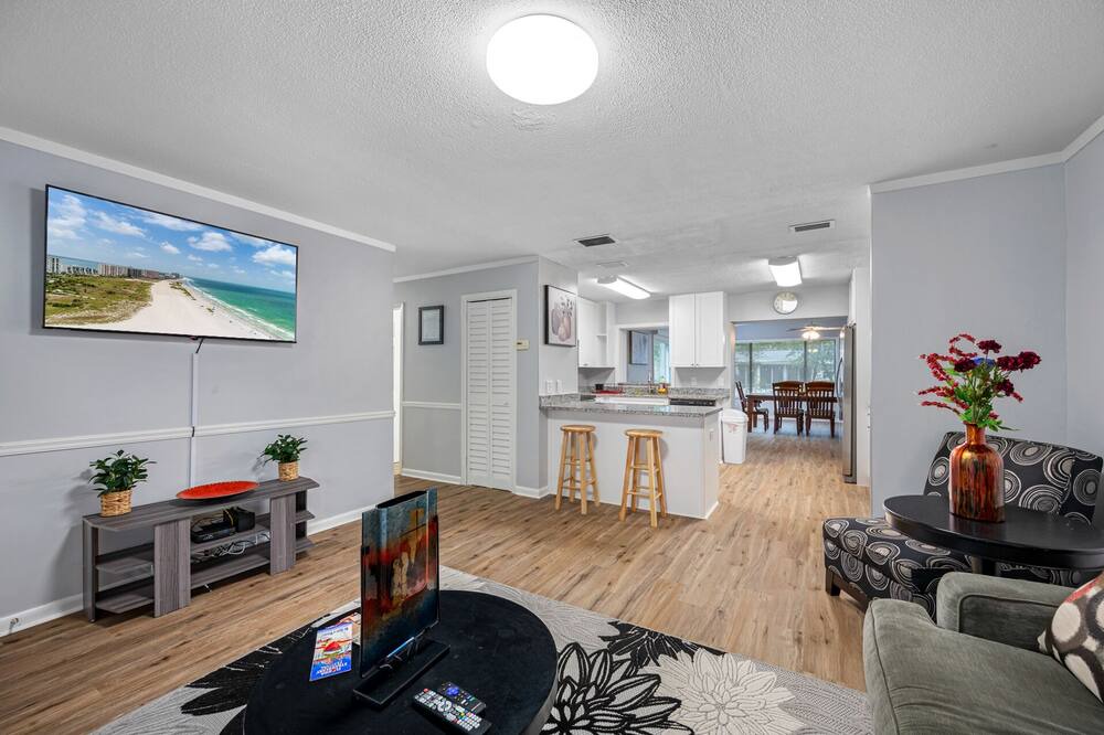Photo of Livingroom in Terrace Park
