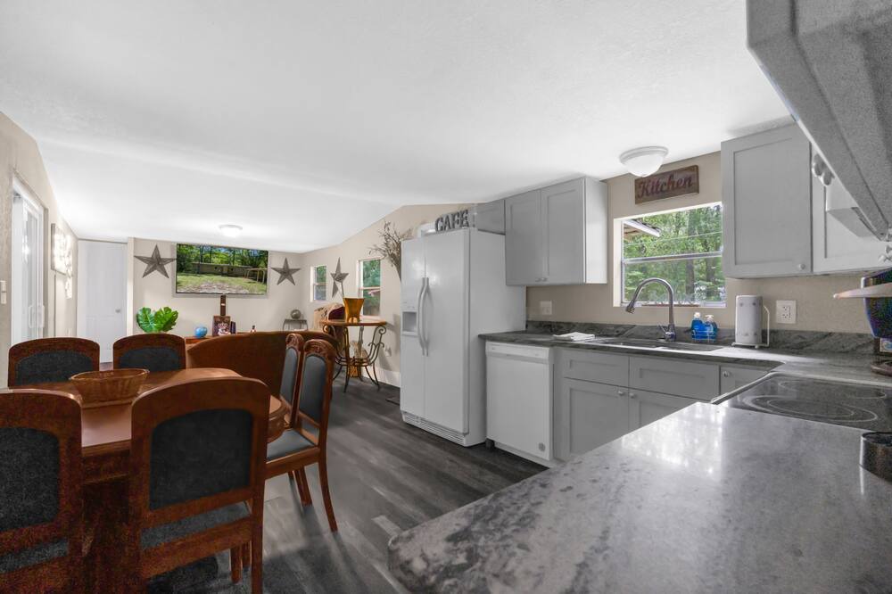 Photo of Kitchen in Nobleton