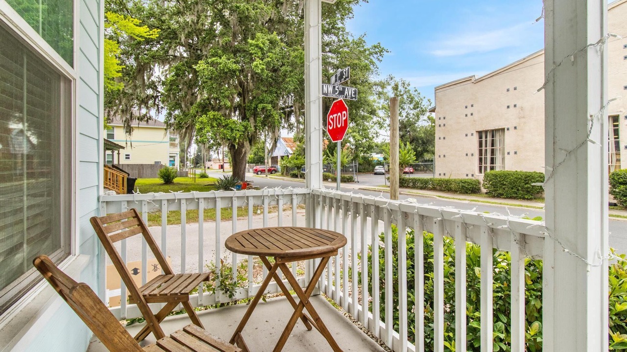 Photo of Outdoor in Pleasant Street