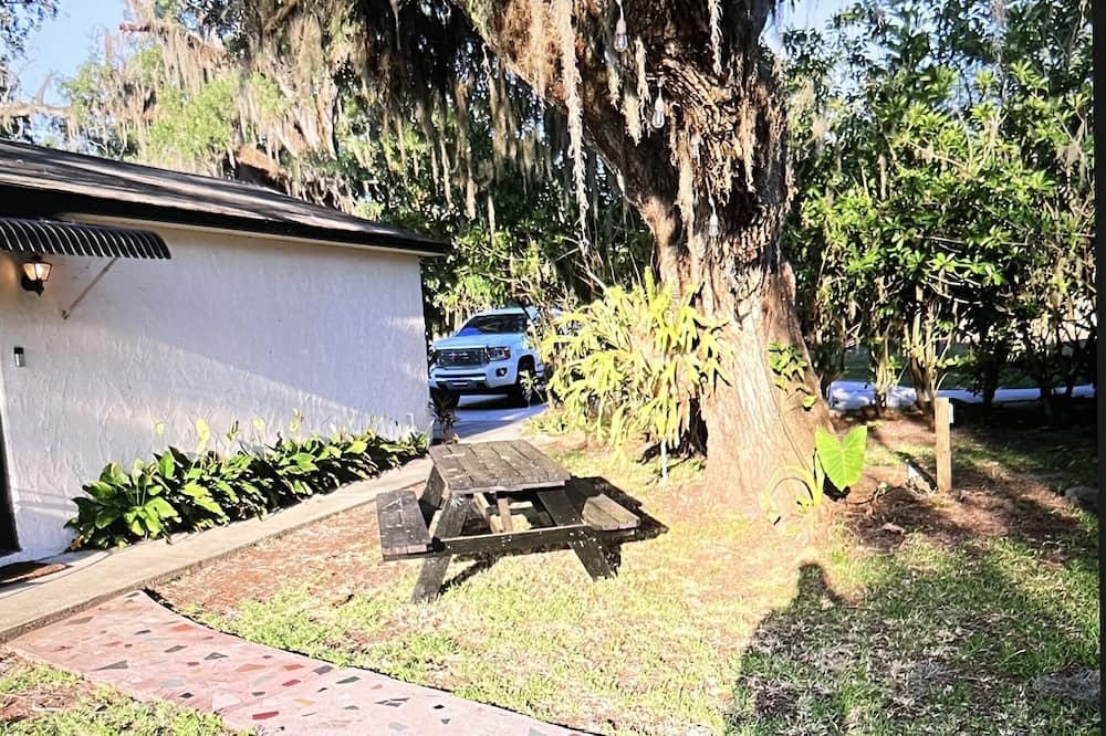 Photo of Outdoor in Greater Palm River Point CDC