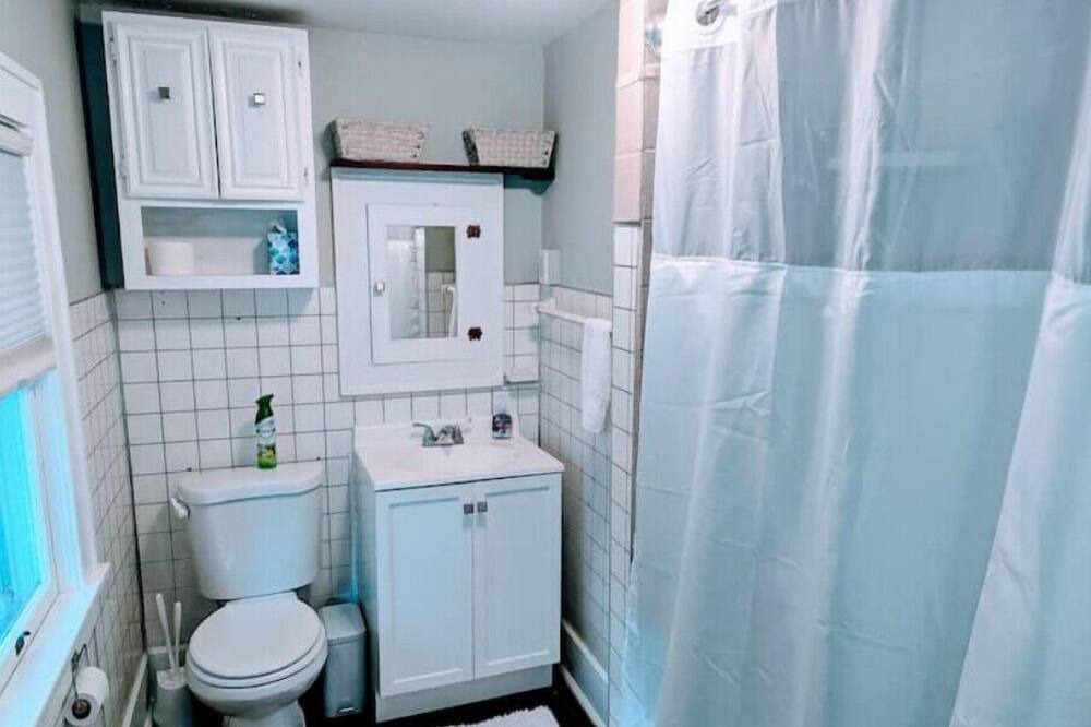 Photo of Bathroom in Historic Old Northeast