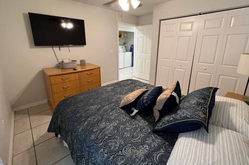 Photo of Bedroom in Sulphur Springs