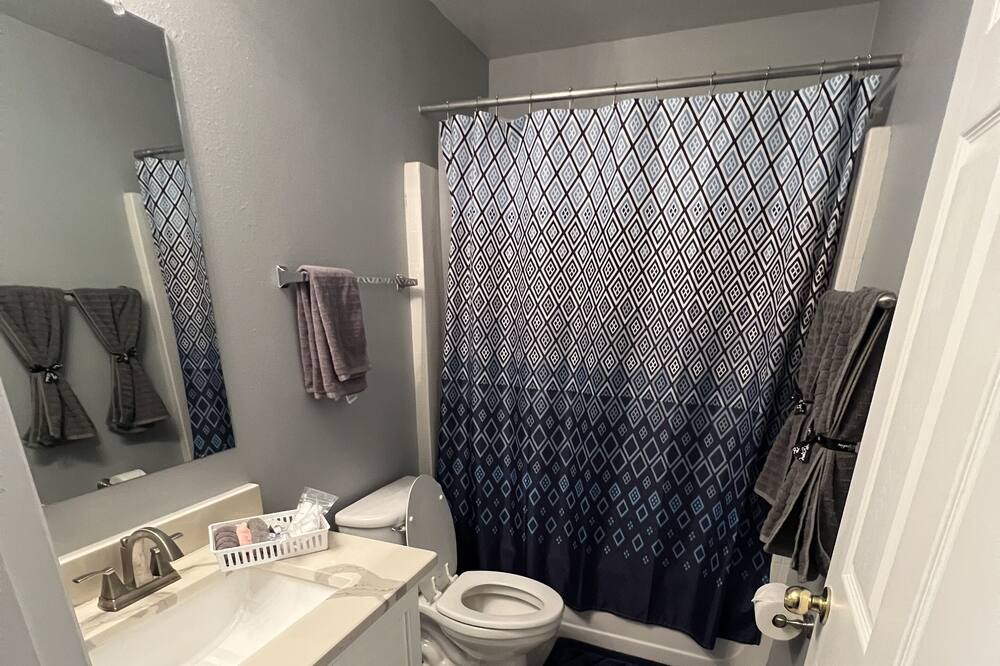 Photo of Bathroom in Suncoast Meadows