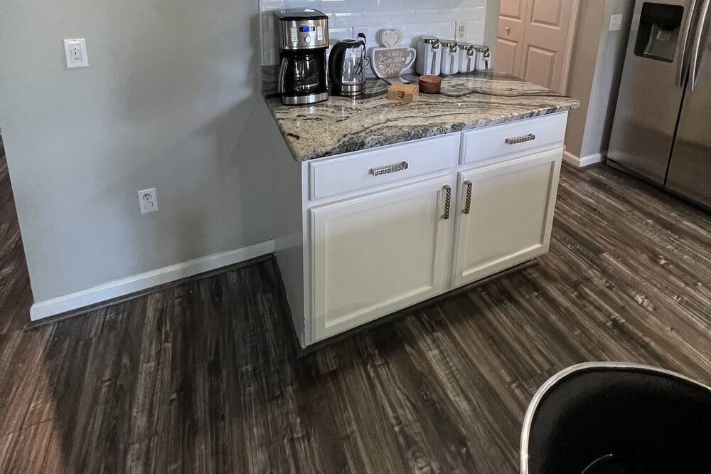 Photo of Kitchen in Suncoast Meadows
