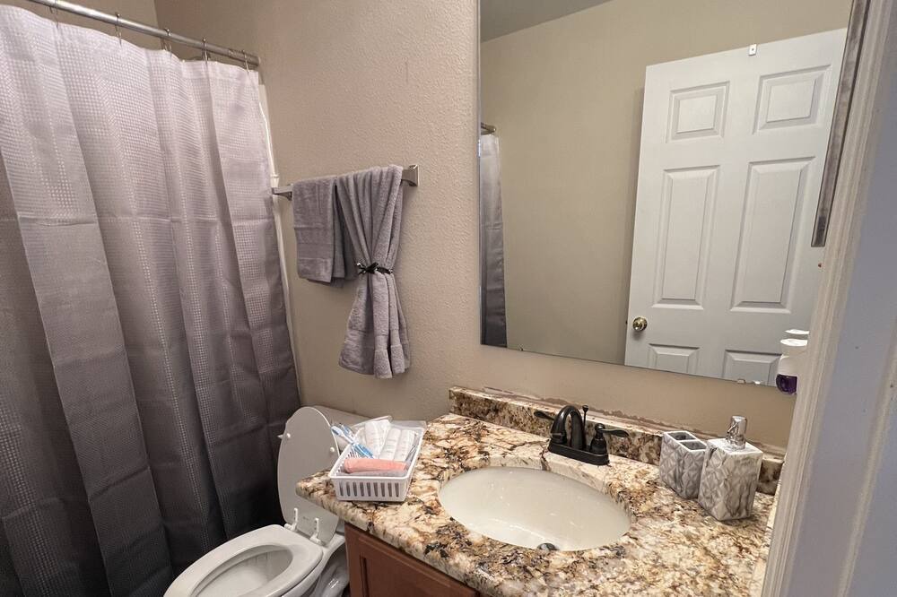 Photo of Bathroom in Suncoast Meadows