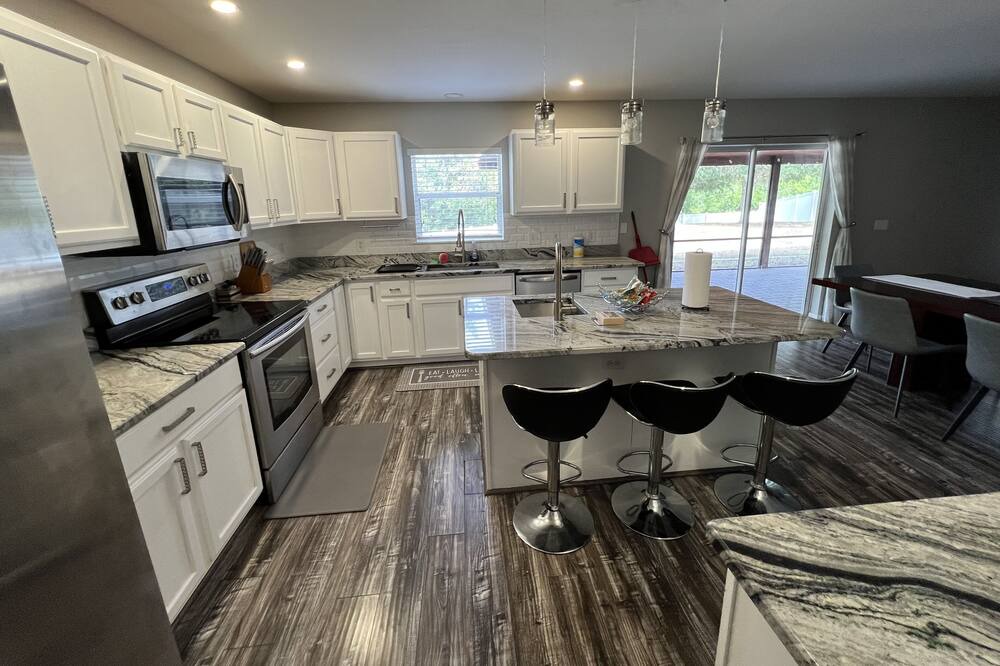 Photo of Kitchen in Suncoast Meadows