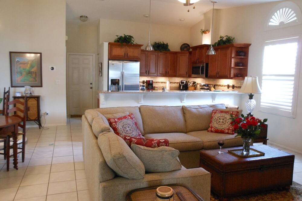 Photo of Livingroom in Palmetto