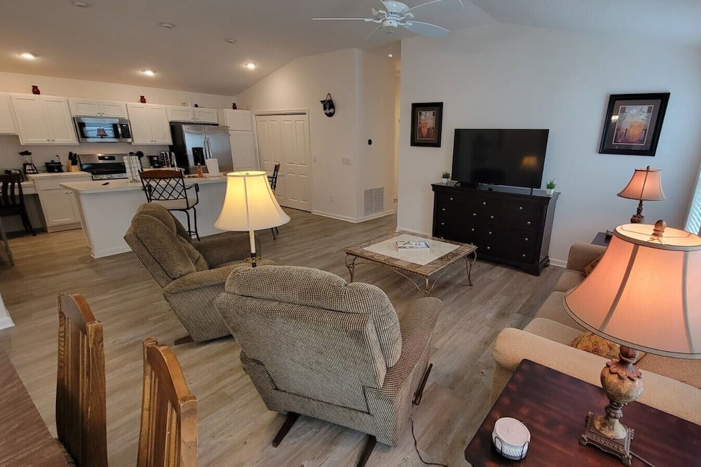 Photo of Livingroom in Okahumpka