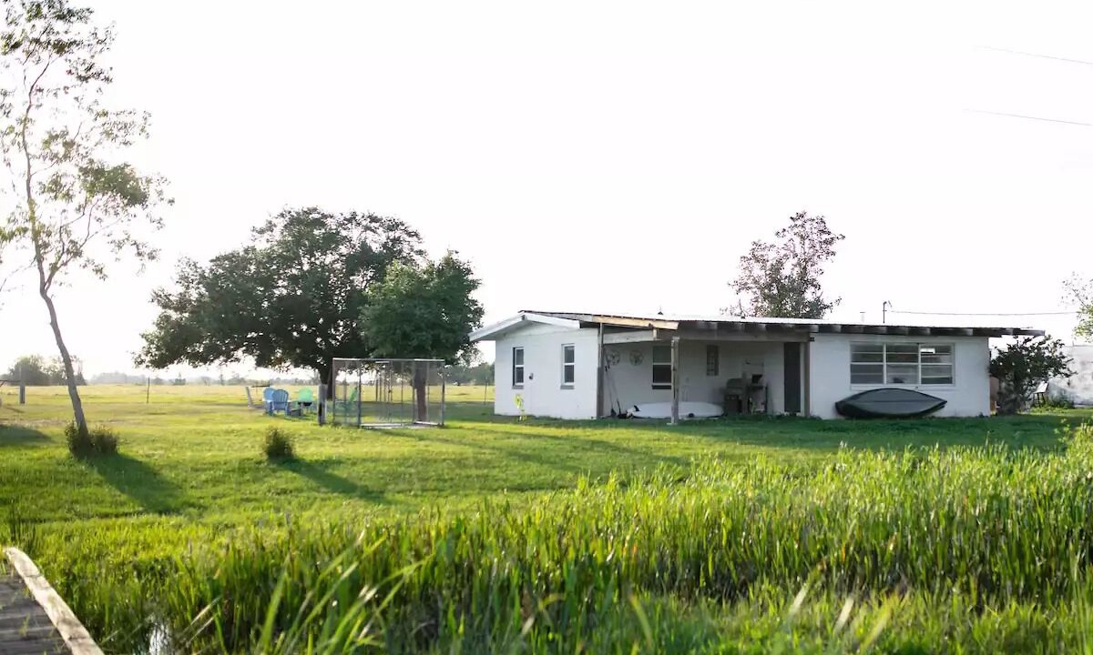 Photo of Outdoor in Groveland