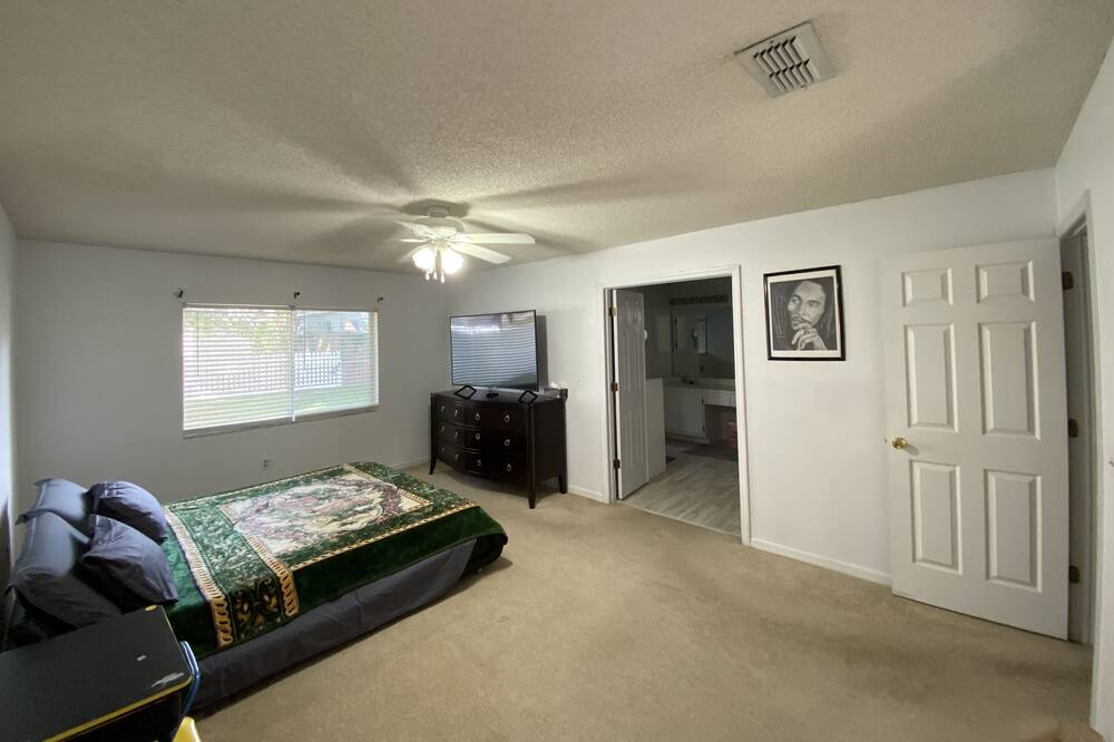Photo of Bathroom in Tampa Palms