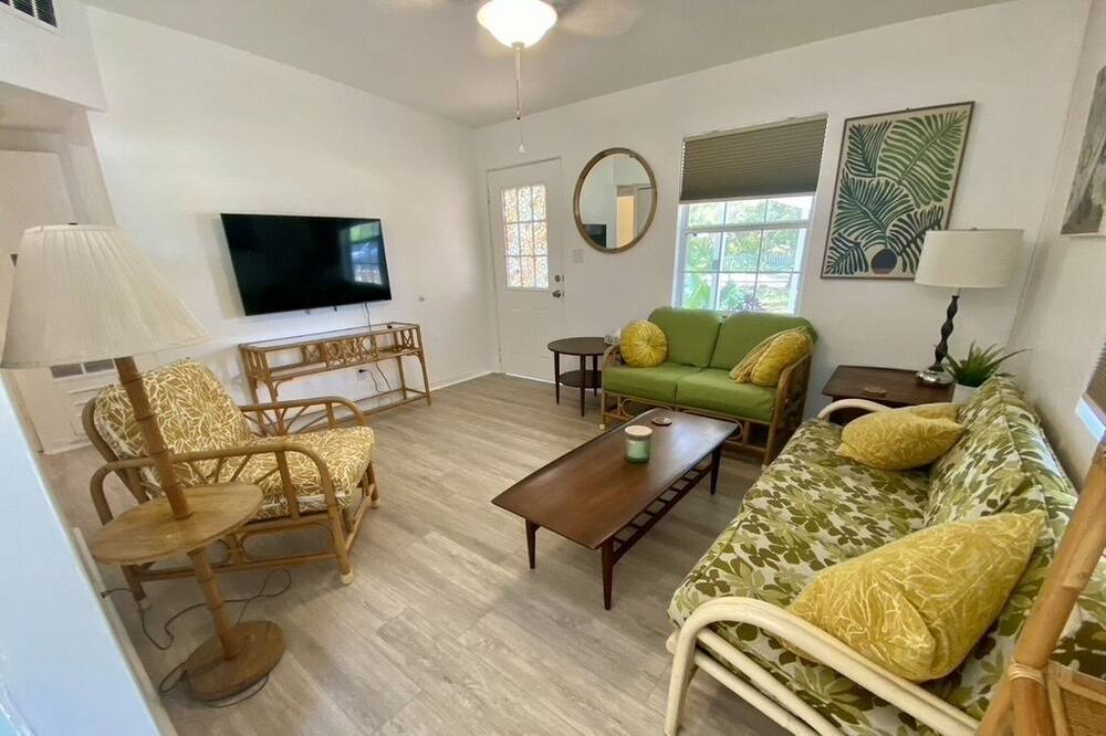 Photo of Livingroom in Alta Vista