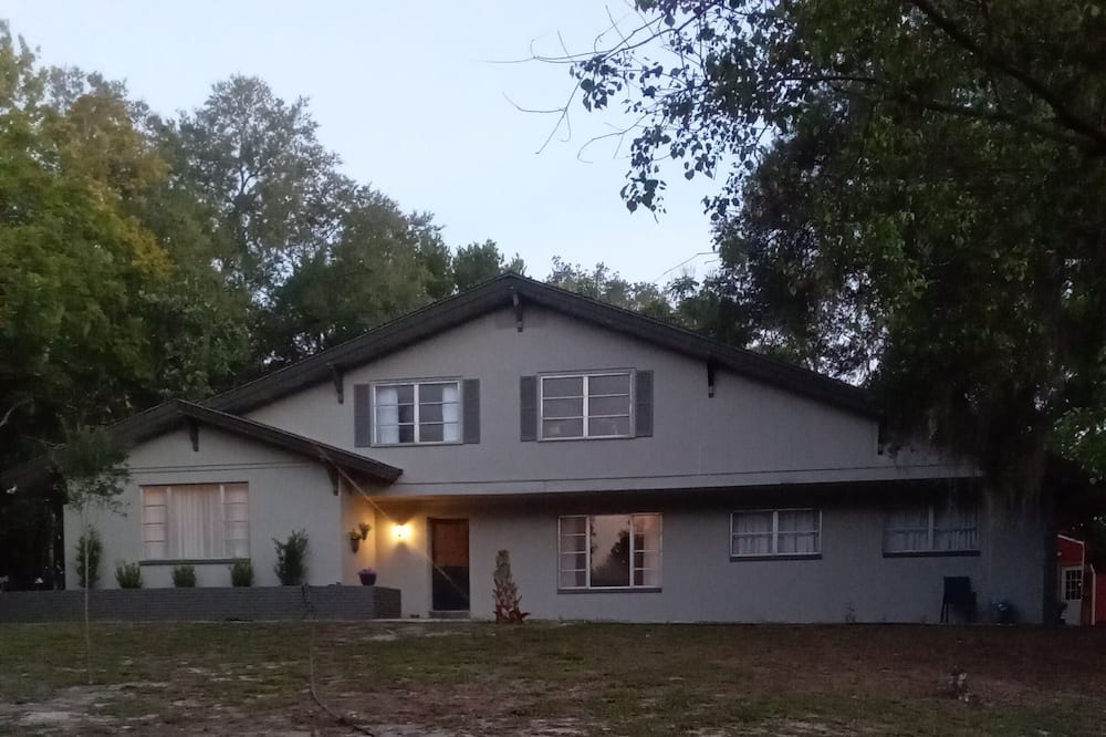 Photo of Outdoor in East Lake