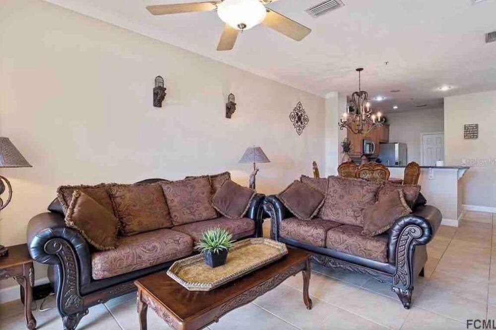 Photo of Livingroom in Palm Coast