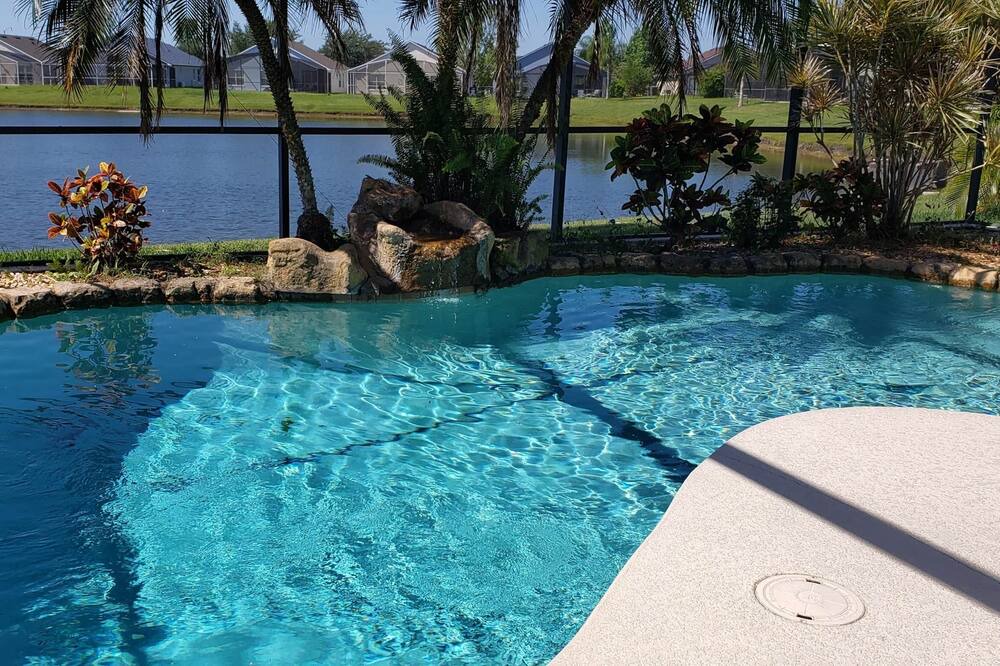 Photo of Outdoor in Eagle Pointe South